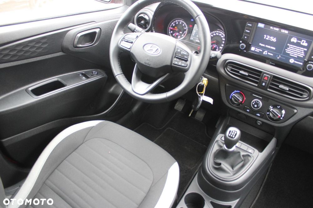 Hyundai i10 1.0 Intro Edition - 18