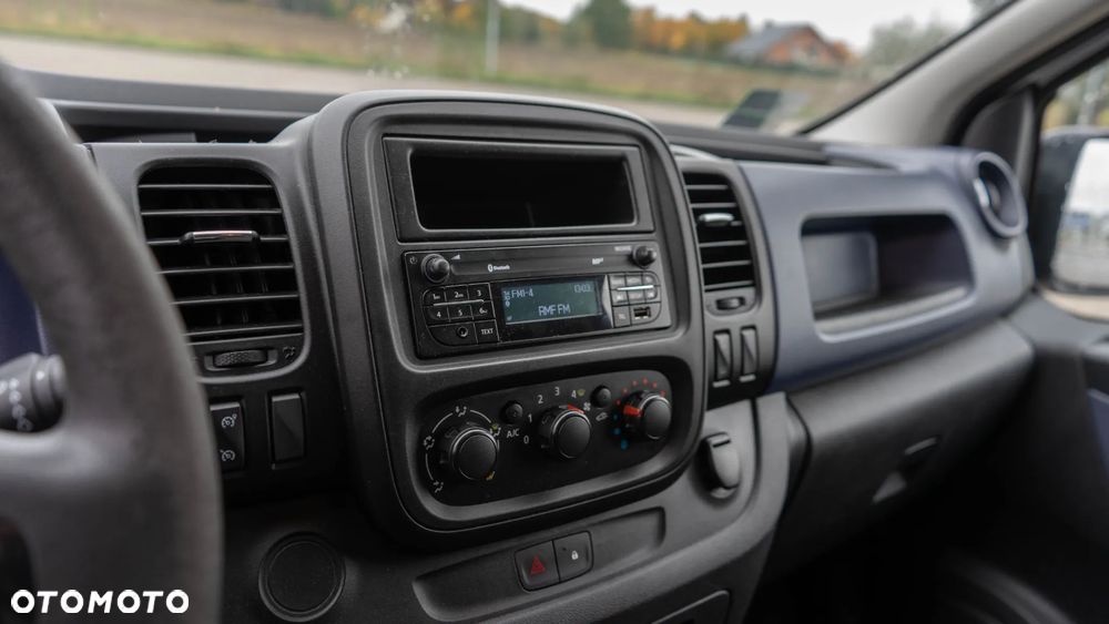Opel Vivaro - 5
