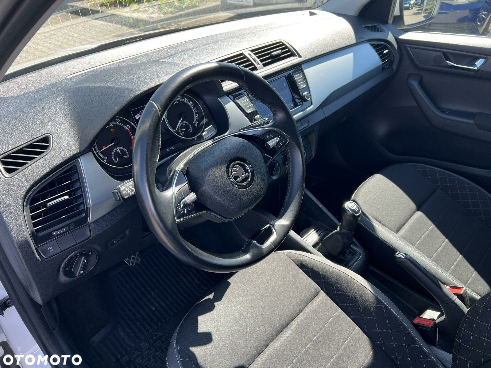 Skoda Fabia - 18