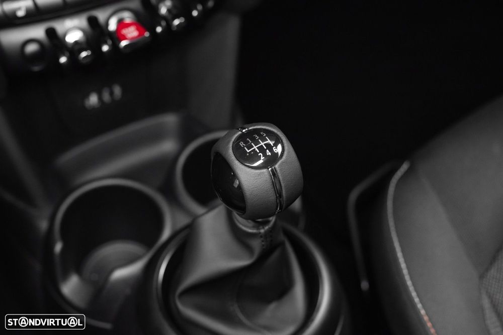 MINI 3 Portas One D - 25