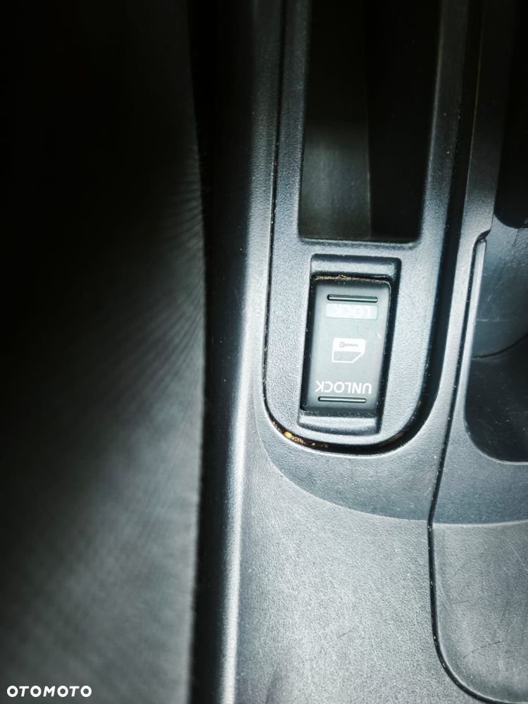 Nissan Micra 1.2 edition 25 Jahre - 22