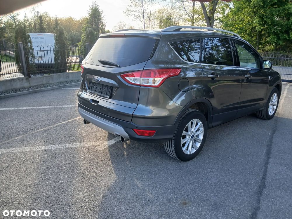 Ford Kuga 2.0 TDCi 2x4 Titanium - 7