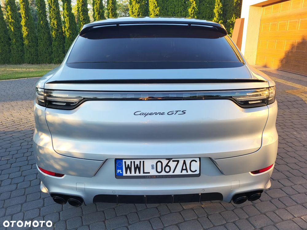 Porsche Cayenne GTS - 7