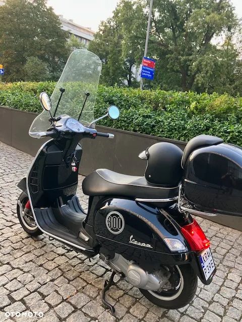 Vespa GTS - 11