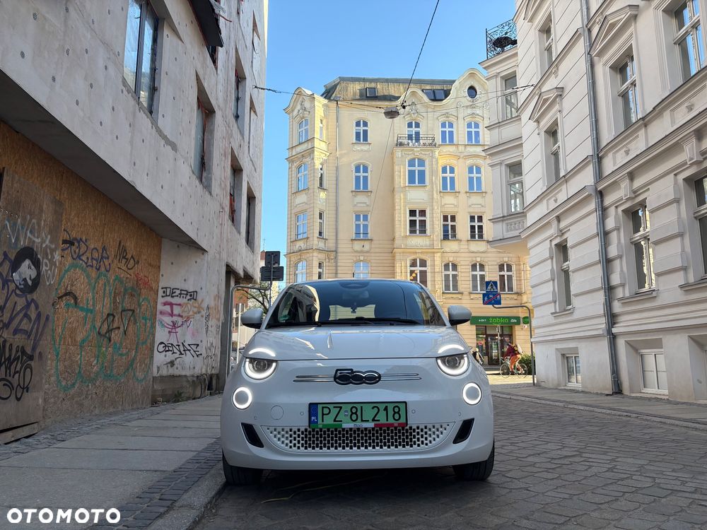 Fiat 500e La Prima - 24