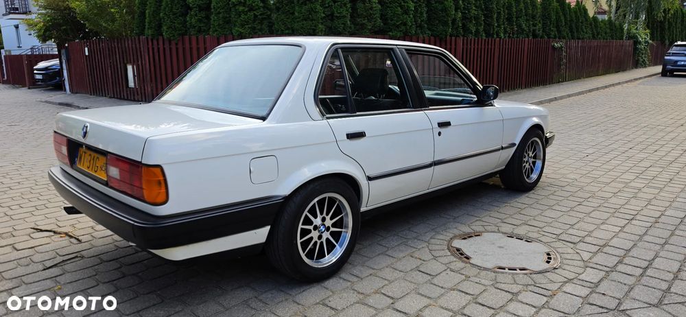 BMW Seria 3 316i - 39