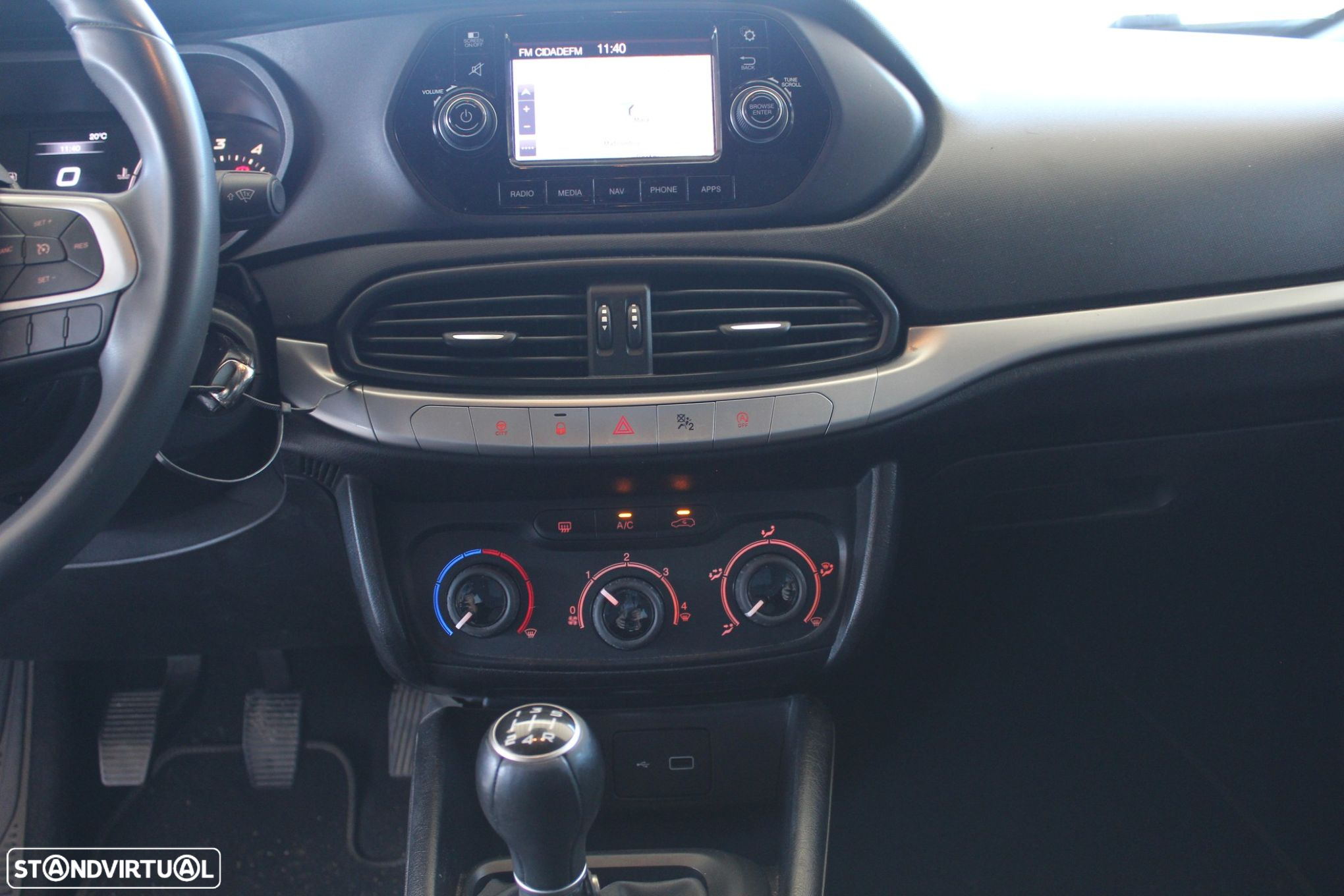 Fiat Tipo Station Wagon 1.3 M-Jet Street - 17