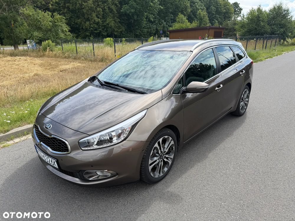 Kia Ceed 1.6 GDI DCT Platinum Edition - 35