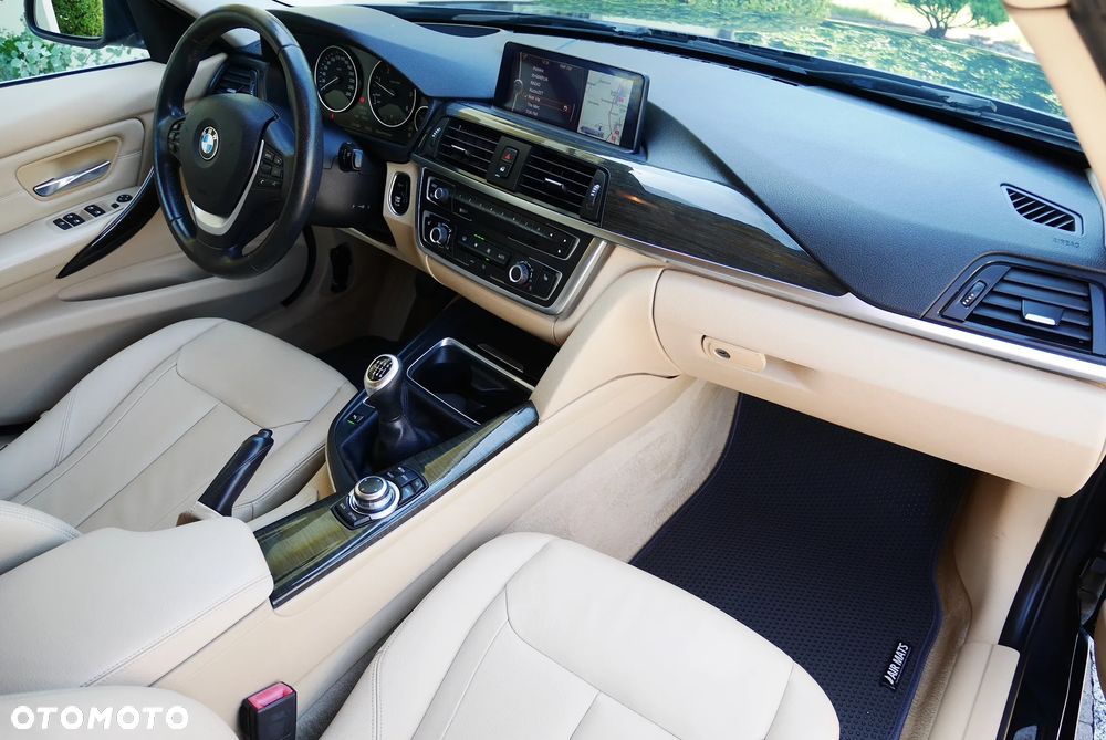 BMW Seria 3 318d Luxury Line - 20