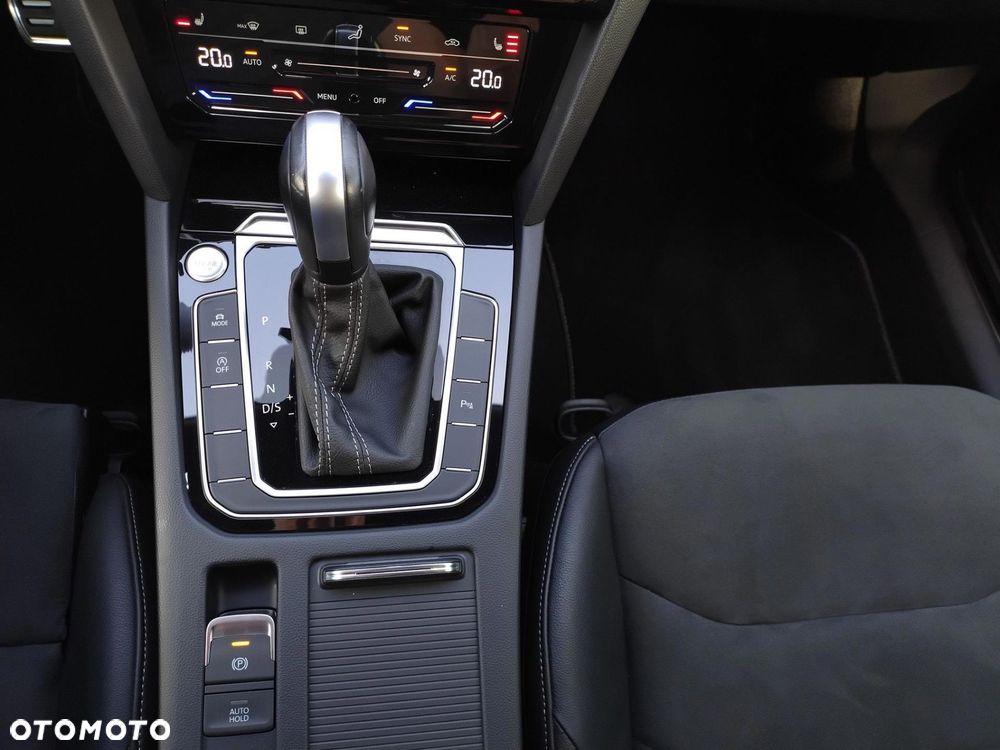Volkswagen Arteon 2.0 TSI R-Line DSG - 22