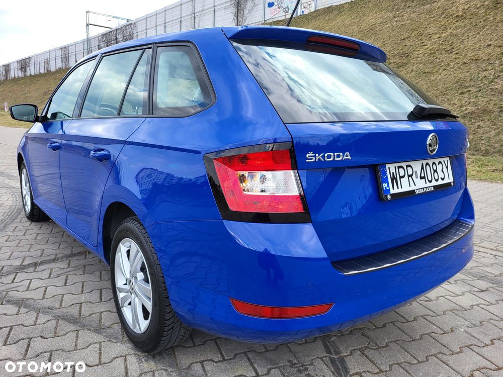 Skoda Fabia 1.0 Ambition - 11