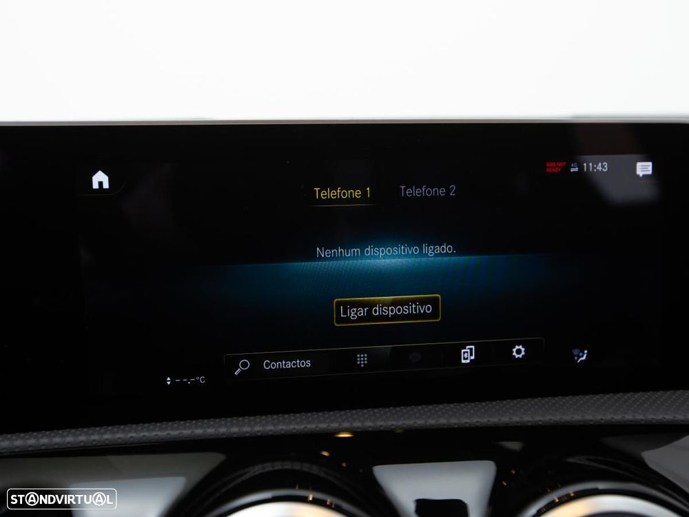 Mercedes-Benz A 250 7G-DCT AMG Line - 26