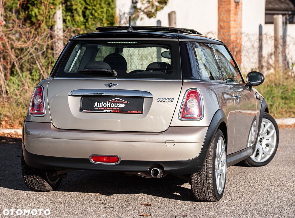 MINI Cooper Standard - 10