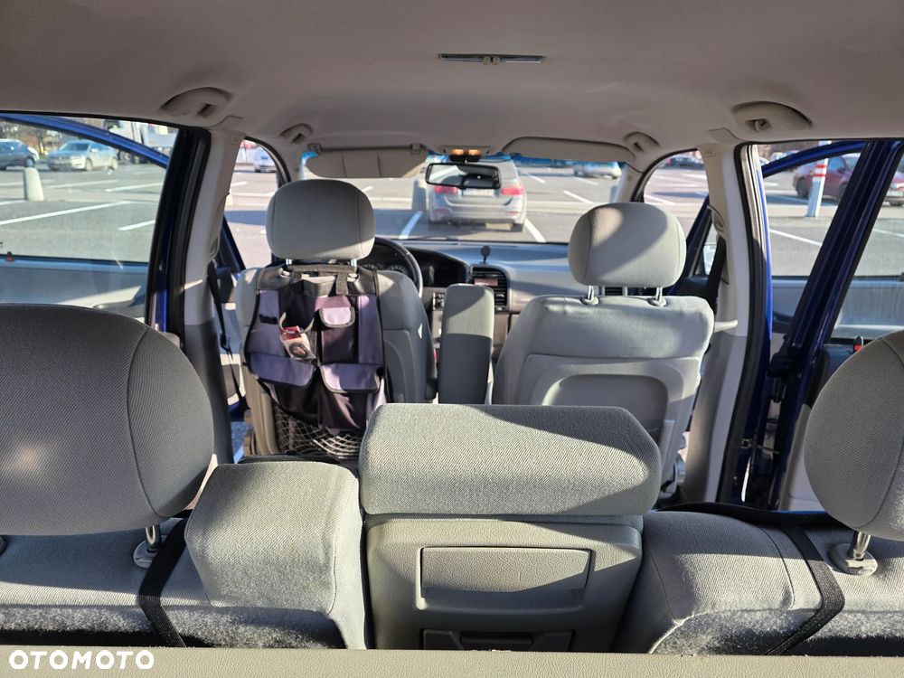 Opel Zafira 1.8 Njoy - 6