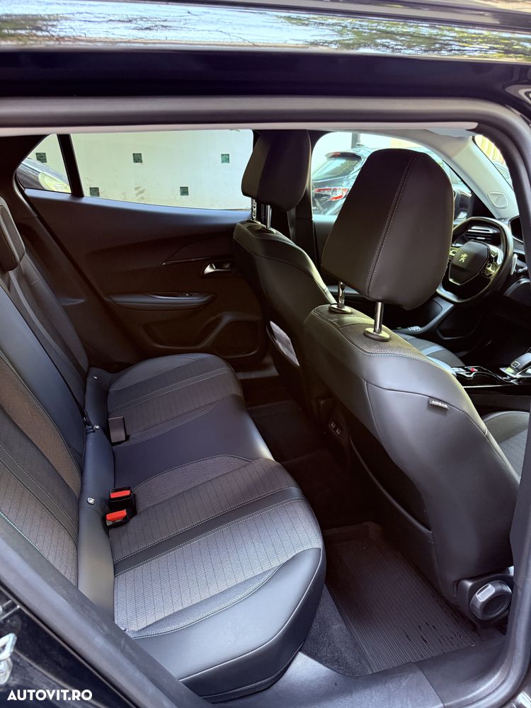 Peugeot 2008 1.2 L PureTech STT EAT8 Active - 11