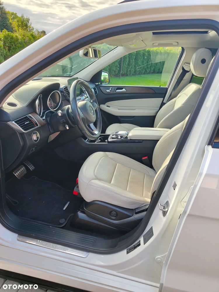 Mercedes-Benz GLE 350 d 4-Matic - 9