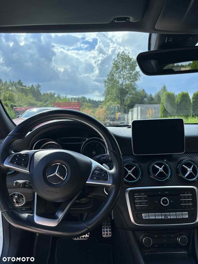 Mercedes-Benz Klasa A 200 7G-DCT AMG Line - 10