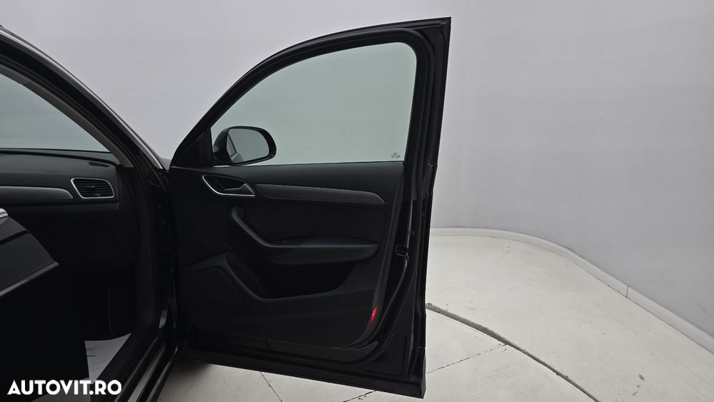 Audi Q3 2.0 TDI Quattro Stronic Design - 18