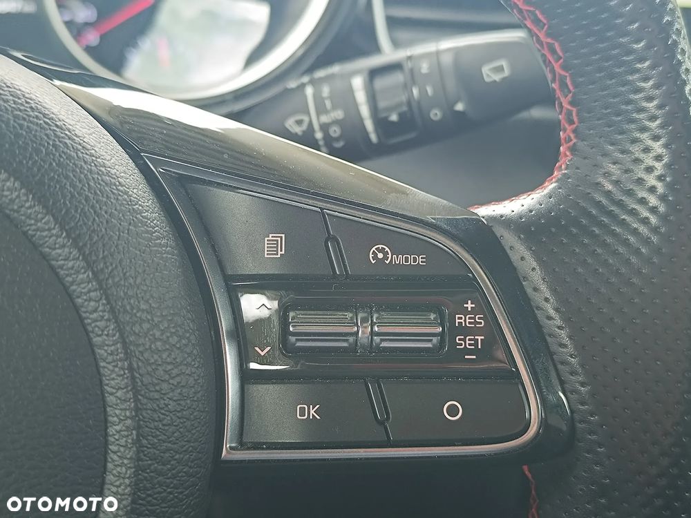 Kia ProCeed 1.6 T-GDI OPF GT - 15