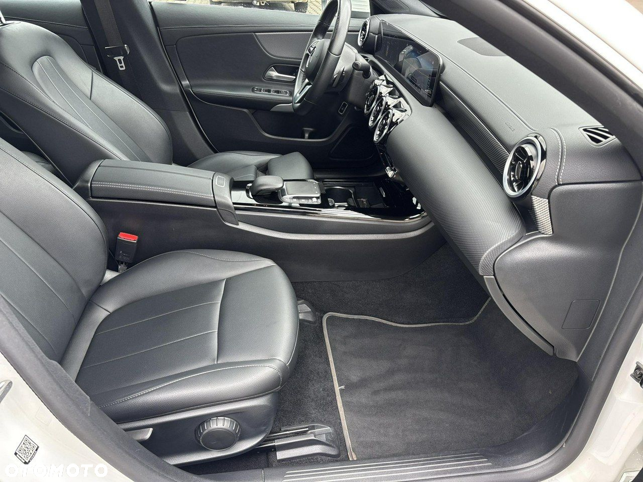 Mercedes-Benz CLA - 18