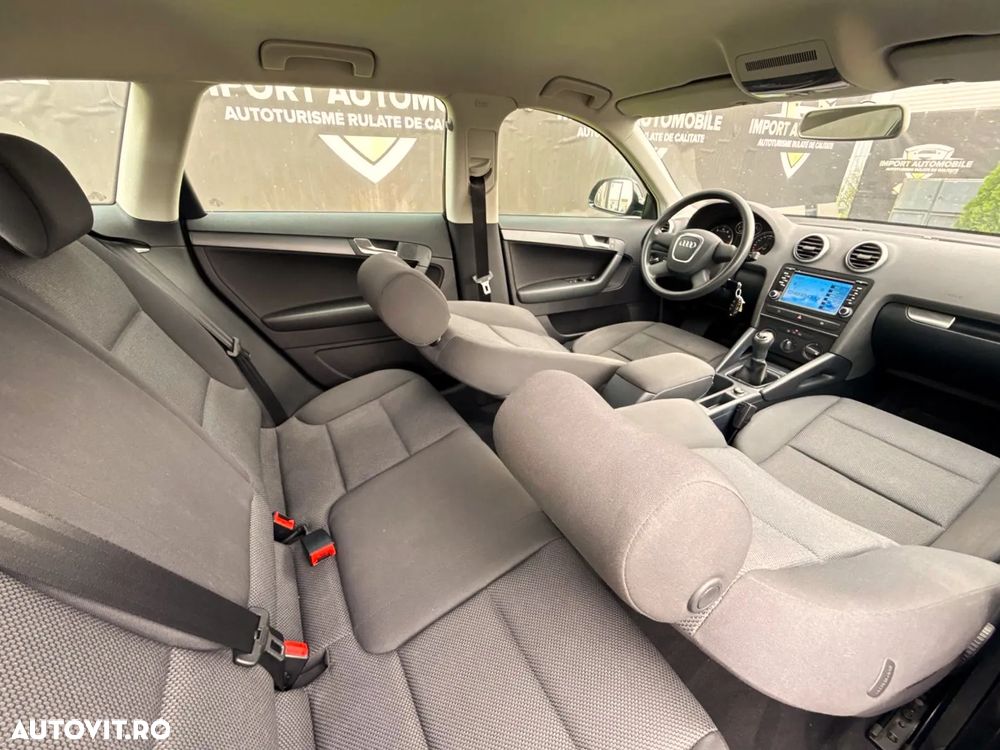 Audi A3 1.6 Sportback Ambiente - 26