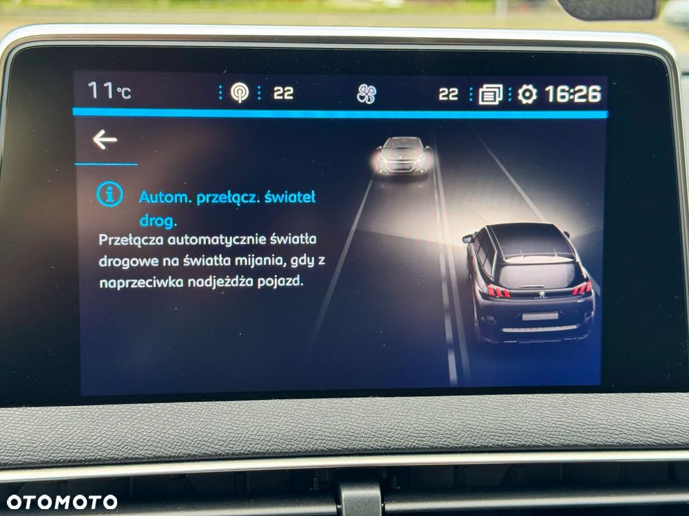 Peugeot 5008 1.6 BlueHDI Allure S&S EAT6 - 21
