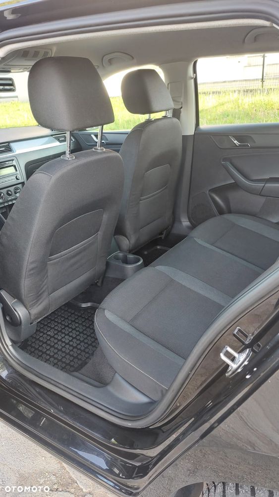 Skoda RAPID 1.6 TDI Ambition - 20