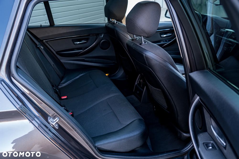 BMW Seria 3 - 13
