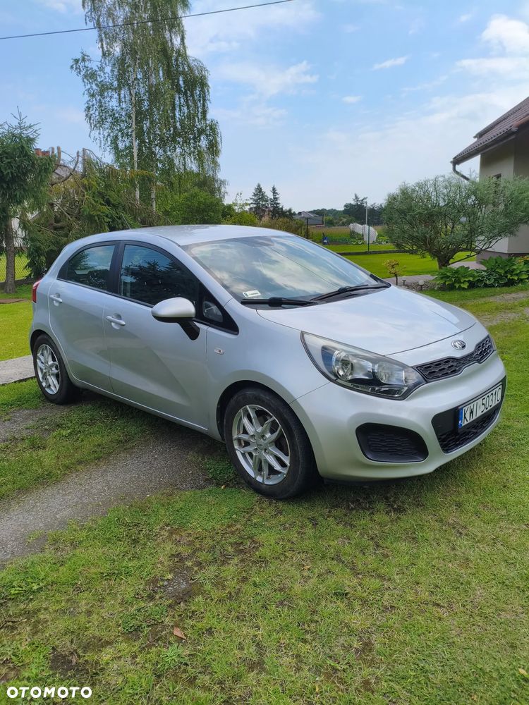 Kia Rio 1.4 M - 3