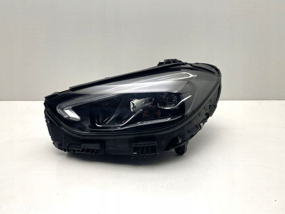 LAMPA PRZEDNIA LEWA MERCEDES C KLASA W206 LED HIGH PERFORMANCE A2069067103 - 1