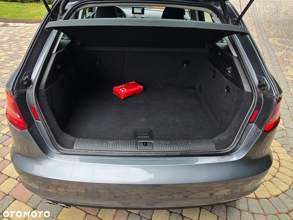 Audi A3 Sportback 2.0 TDI Ambition - 16