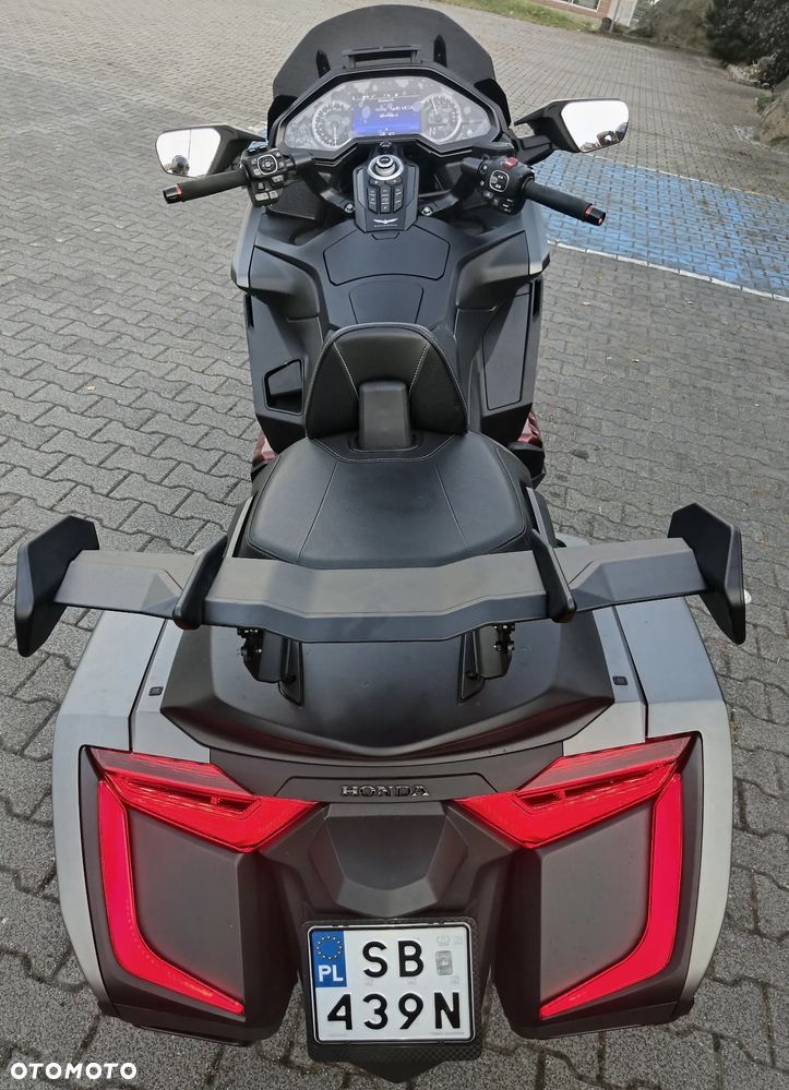 Honda GL - 4