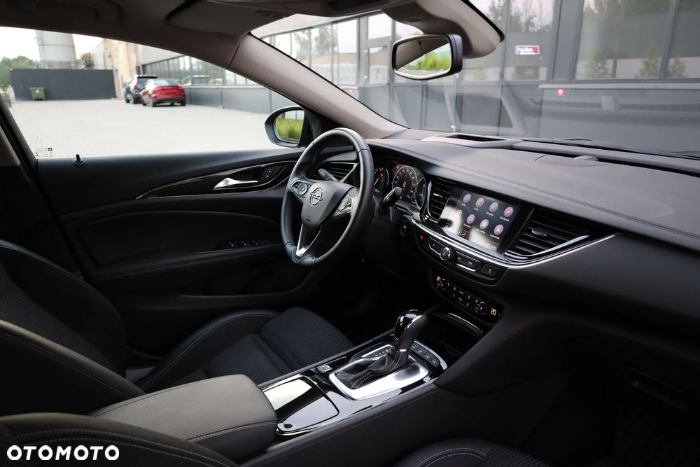 Opel Insignia 1.6 Direct InjectionTurbo Innovation - 24