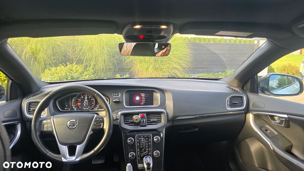 Volvo V40 Cross Country T3 Drive-E Summum - 10
