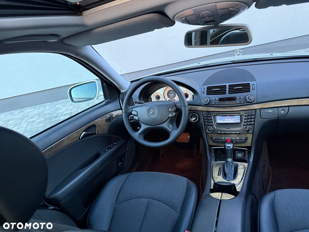 Mercedes-Benz Klasa E - 12