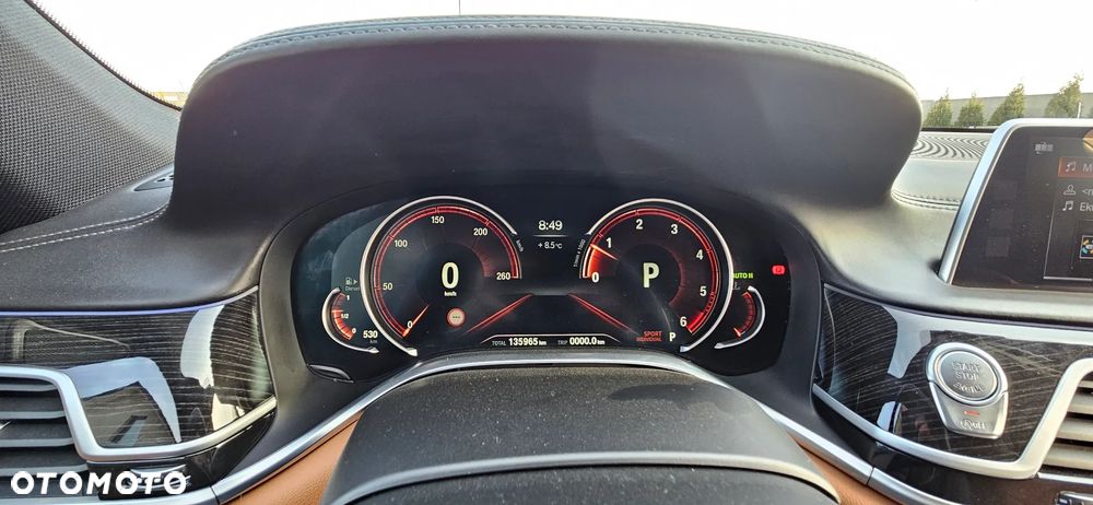 BMW Seria 7 750d xDrive - 26