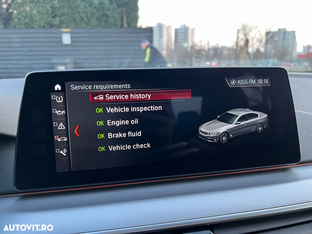 BMW Seria 5 530i Aut. Luxury Line - 32