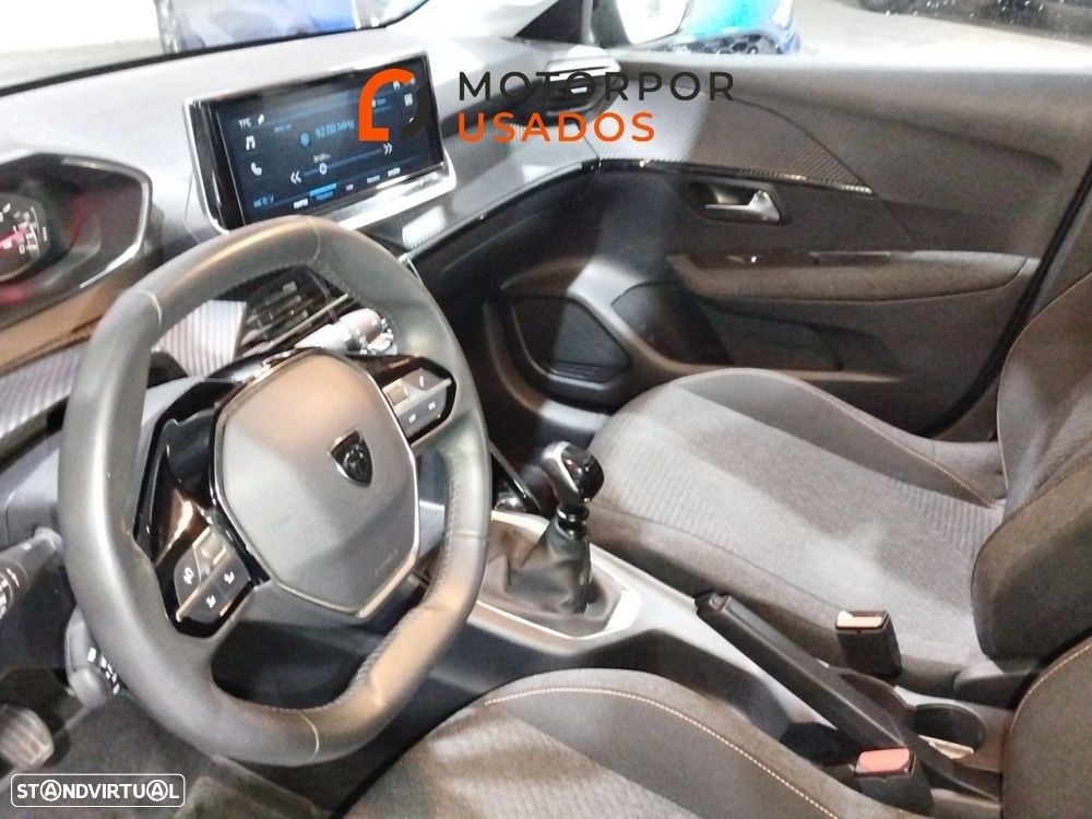 Peugeot 208 1.2 PureTech Style - 13