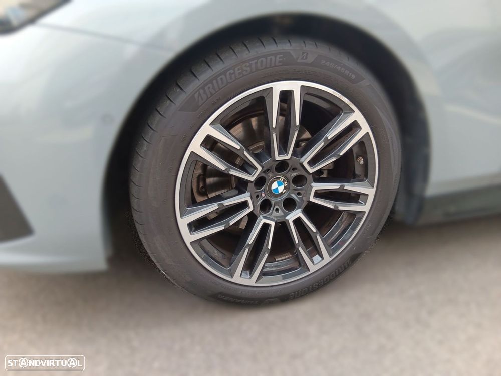 BMW 520 d Pack Desportivo M - 26