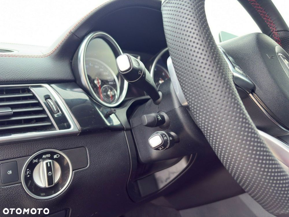 Mercedes-Benz GLE - 16