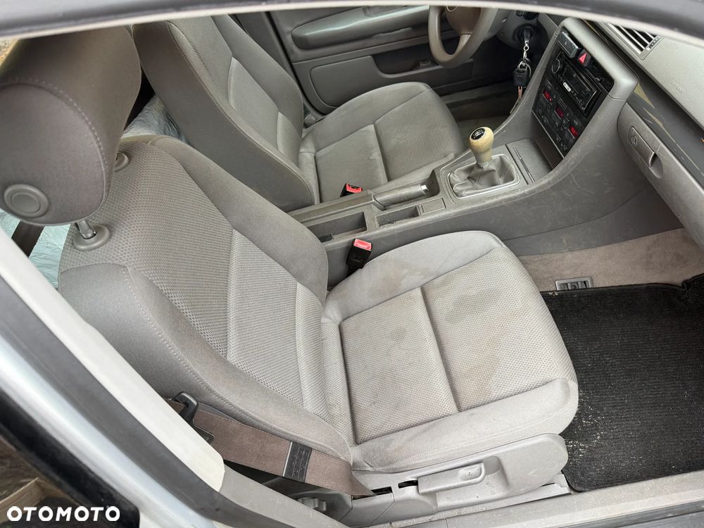 Audi A4 Limousine 2 - 12