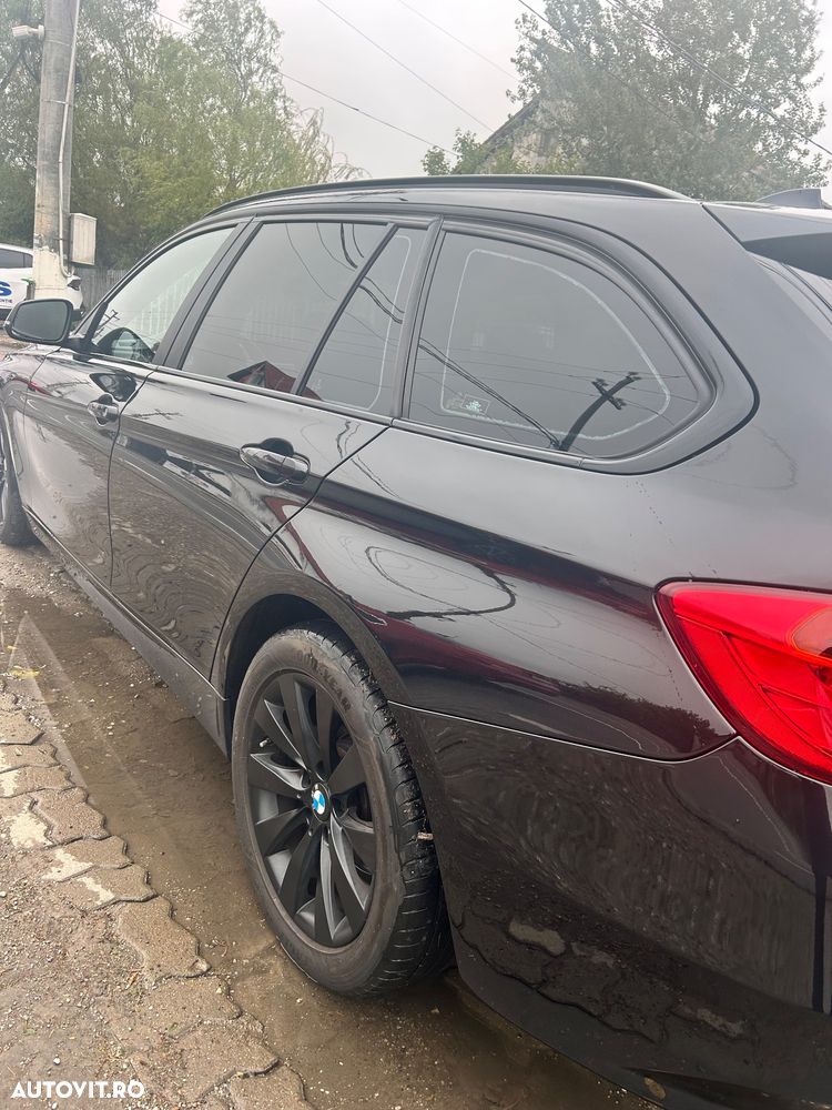 BMW Seria 3 320d xDrive AT - 13