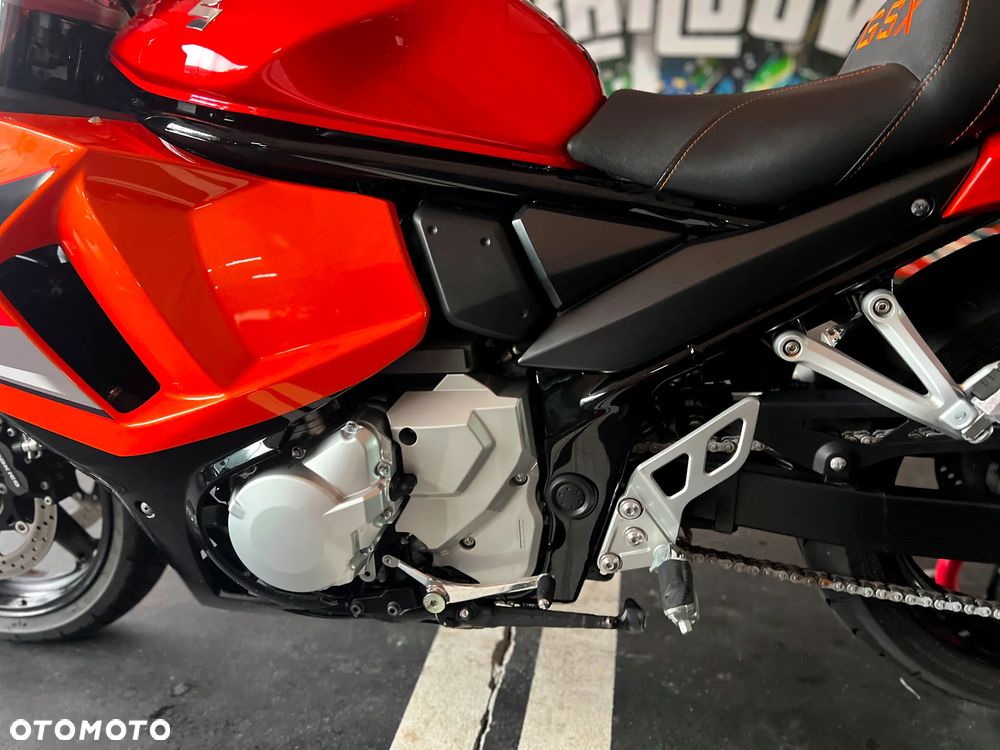 Suzuki Bandit - 18