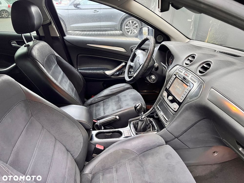 Ford Mondeo Turnier 2.0 TDCi Titanium - 11