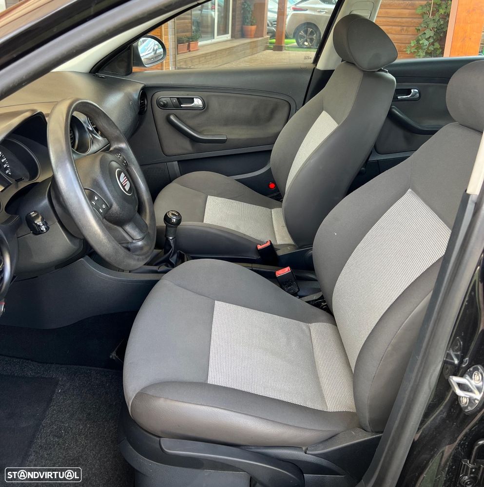 SEAT Ibiza 1.2 12V Reference - 11