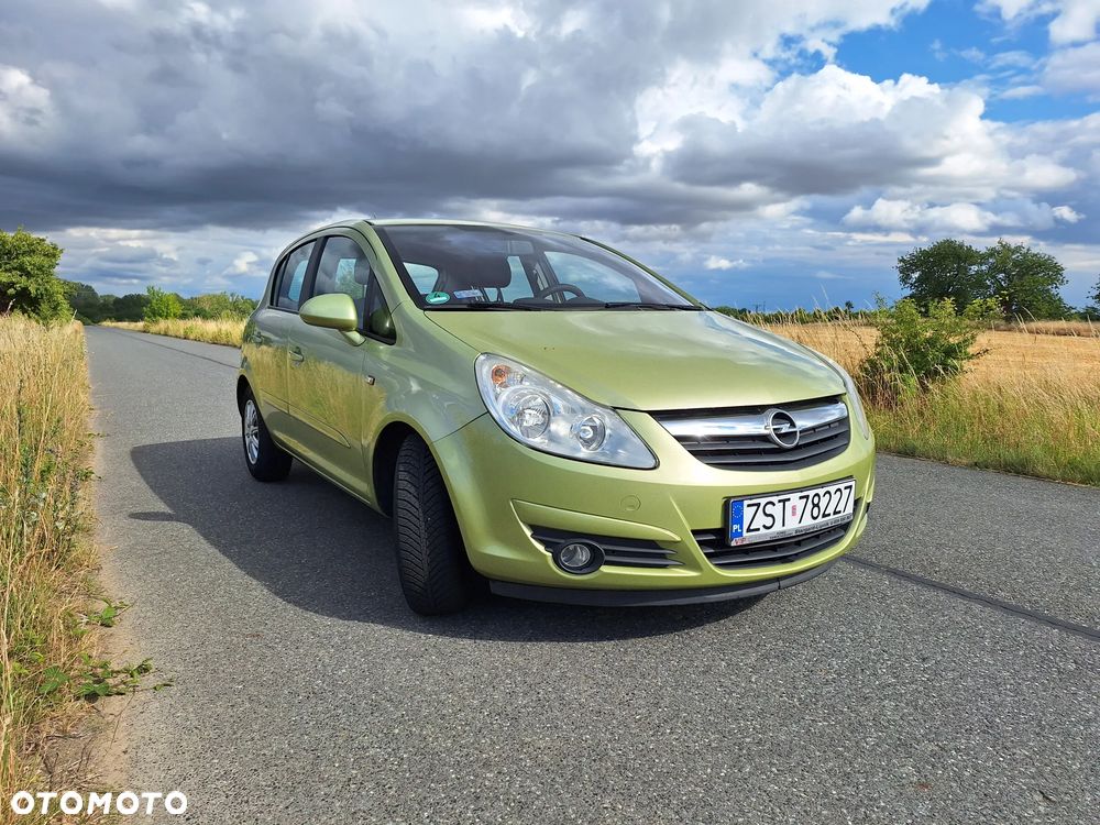 Opel Corsa 1.4 16V Cosmo - 1