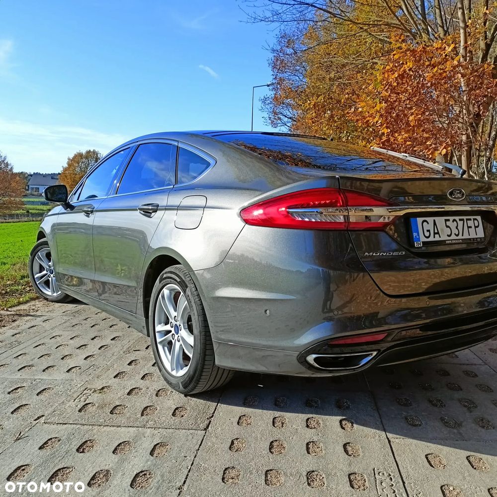 Ford Mondeo - 36