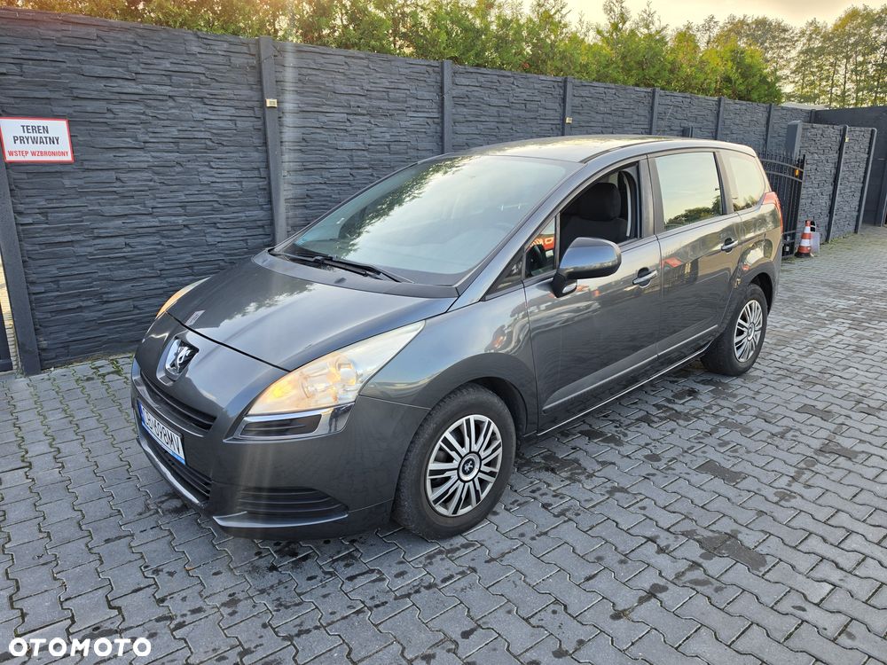 Peugeot 5008 - 1