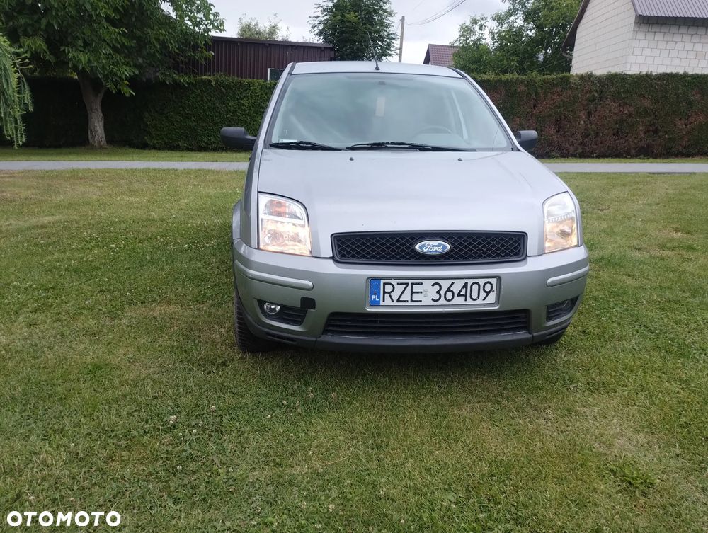 Ford Fusion 1.4 TDCI + - 13