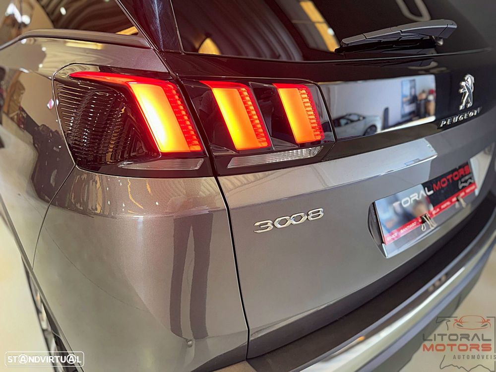 Peugeot 3008 1.2 PureTech Allure Pack EAT8 - 9